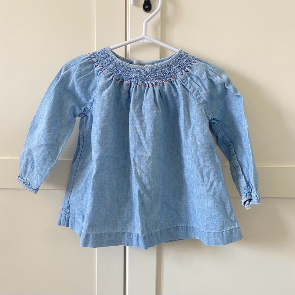 Ralph Lauren Classic Baby Girls 100% Cotton Chambray Blue Smocked Top Size 12M